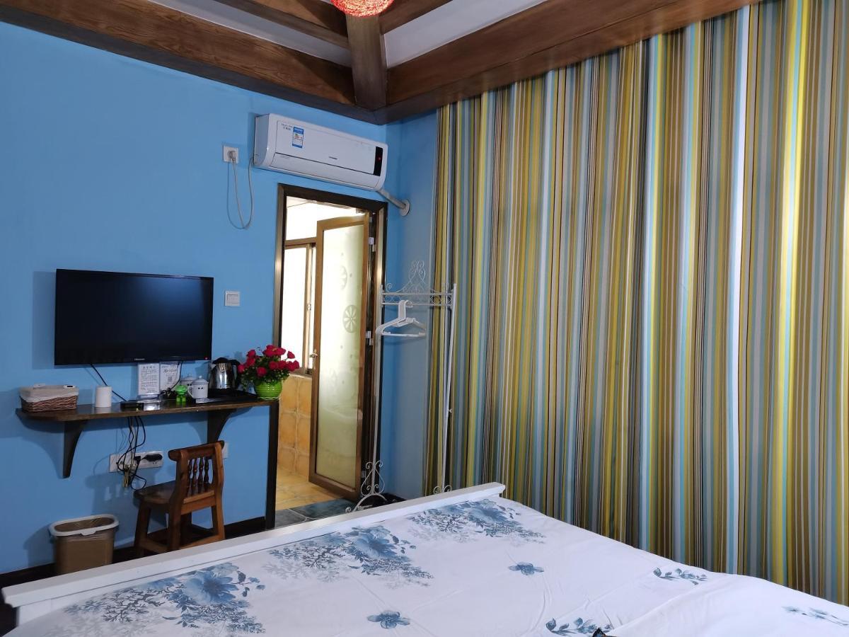 Zhangjiajie April Hostel Extérieur photo