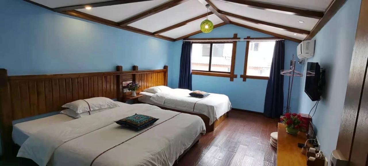 Zhangjiajie April Hostel Extérieur photo