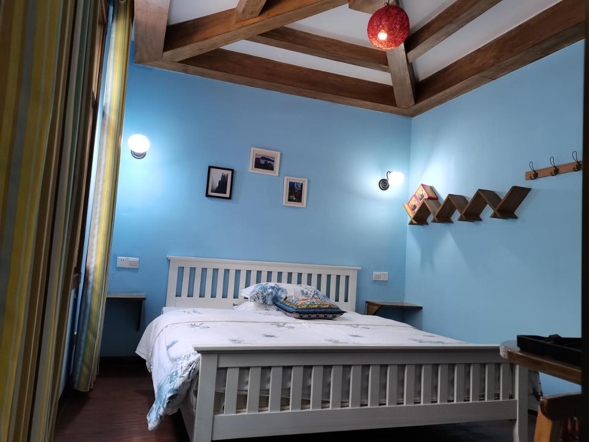 Zhangjiajie April Hostel Extérieur photo