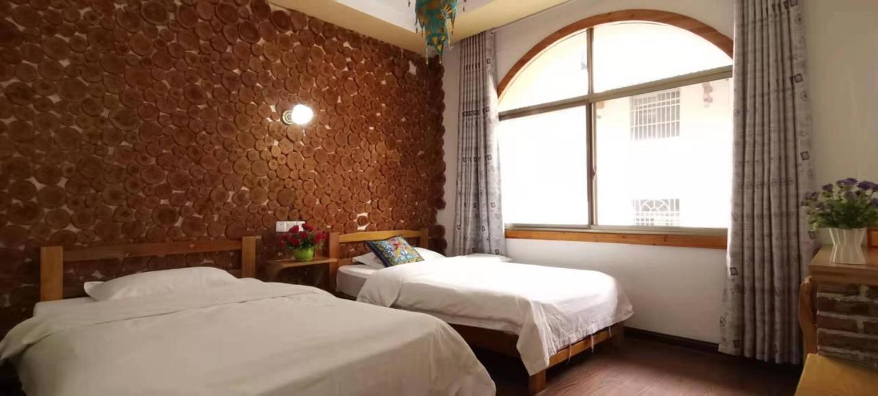 Zhangjiajie April Hostel Extérieur photo